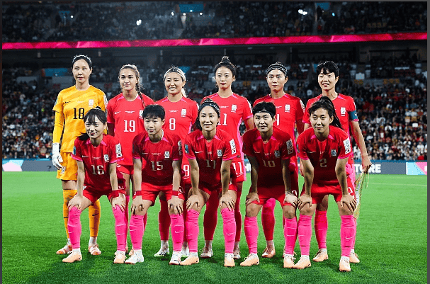 韩国女足拼尽全力，无缘进入四强