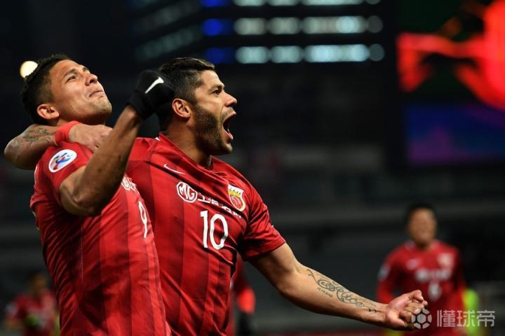 荷兰运动员高歌猛进，实现三连胜的简单介绍