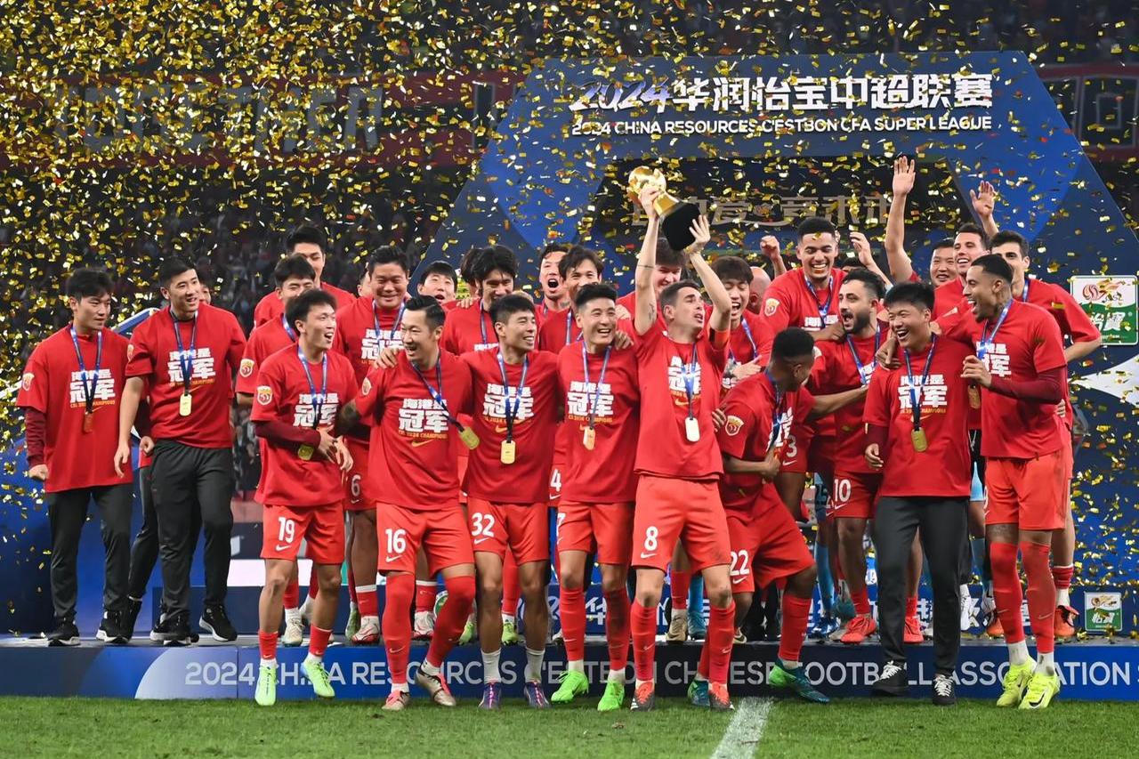 三亿体育体育直播-上海上港全力以赴迎战墨尔本胜利的简单介绍