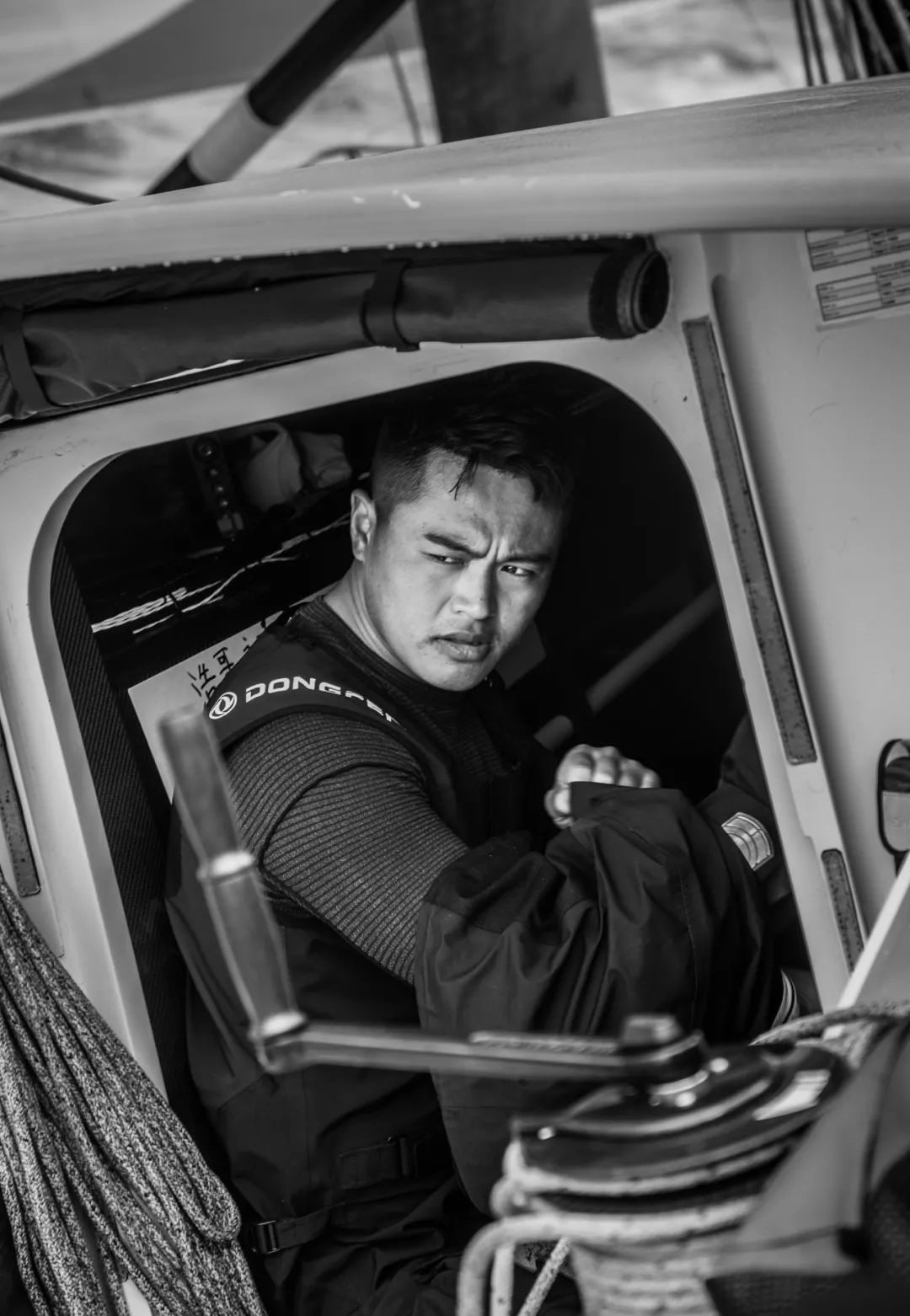 三亿体育体育官方-冠军殊荣再次易主，比赛结果扑朔迷离的简单介绍