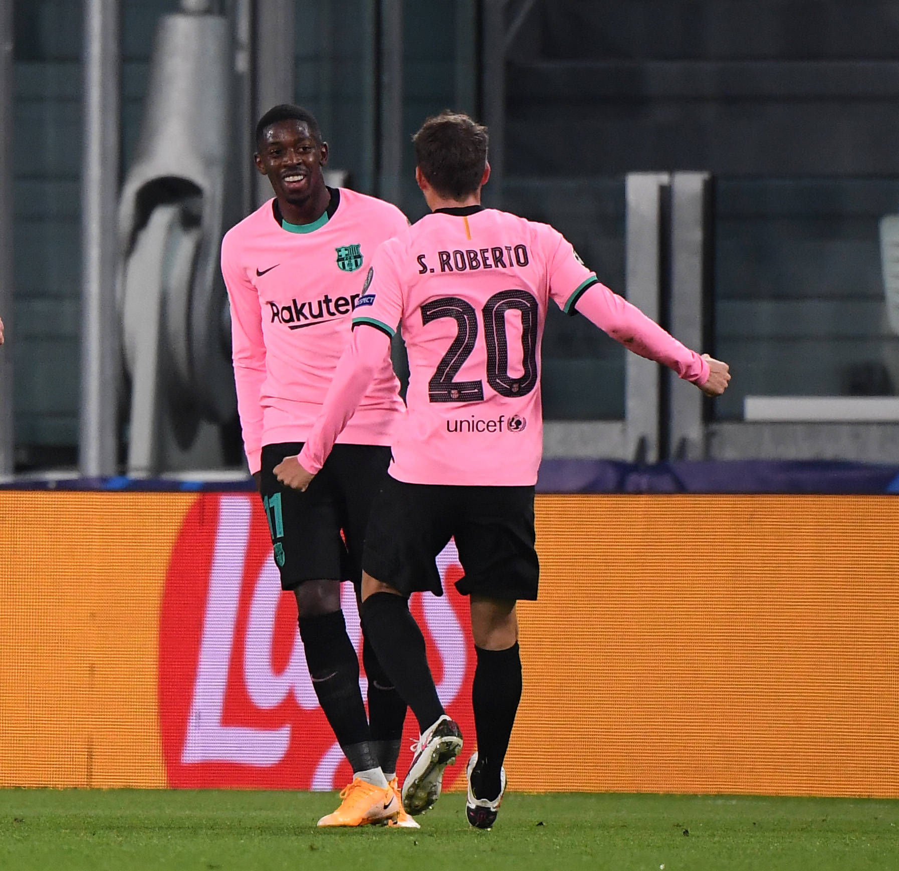 包含巴塞罗那面对尤文图斯,备战如火如荼的词条 包含巴塞罗那面对尤文图斯,备战如火如荼的词条