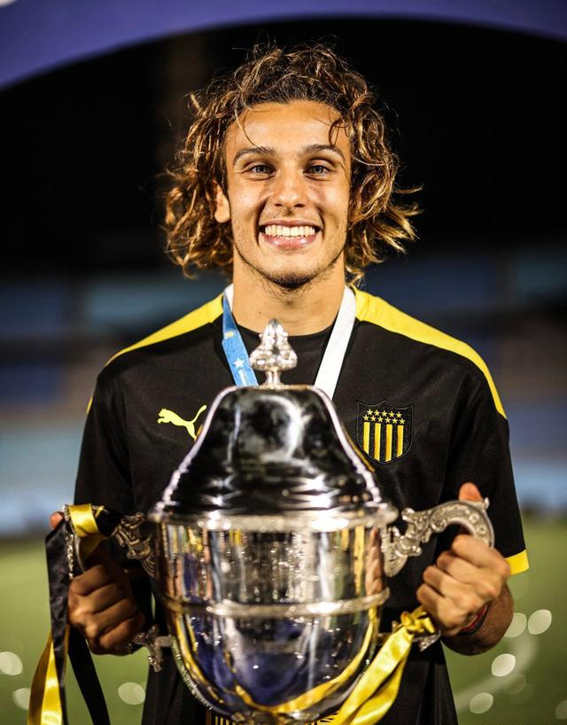 三亿体育体育教练-尼斯对决安格斯，谁将胜出？的简单介绍